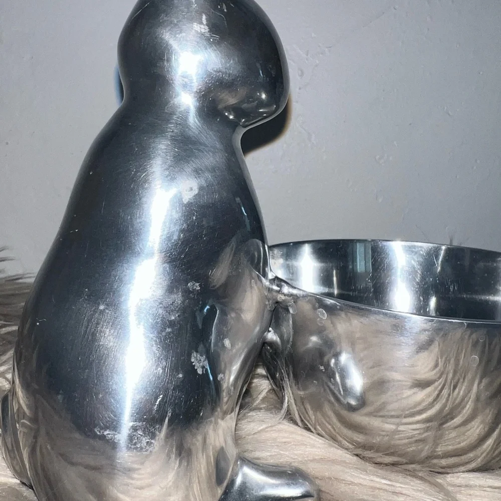 Easter Bunny w/ Attached Bowl Shiny Silver Finish Aluminum 7